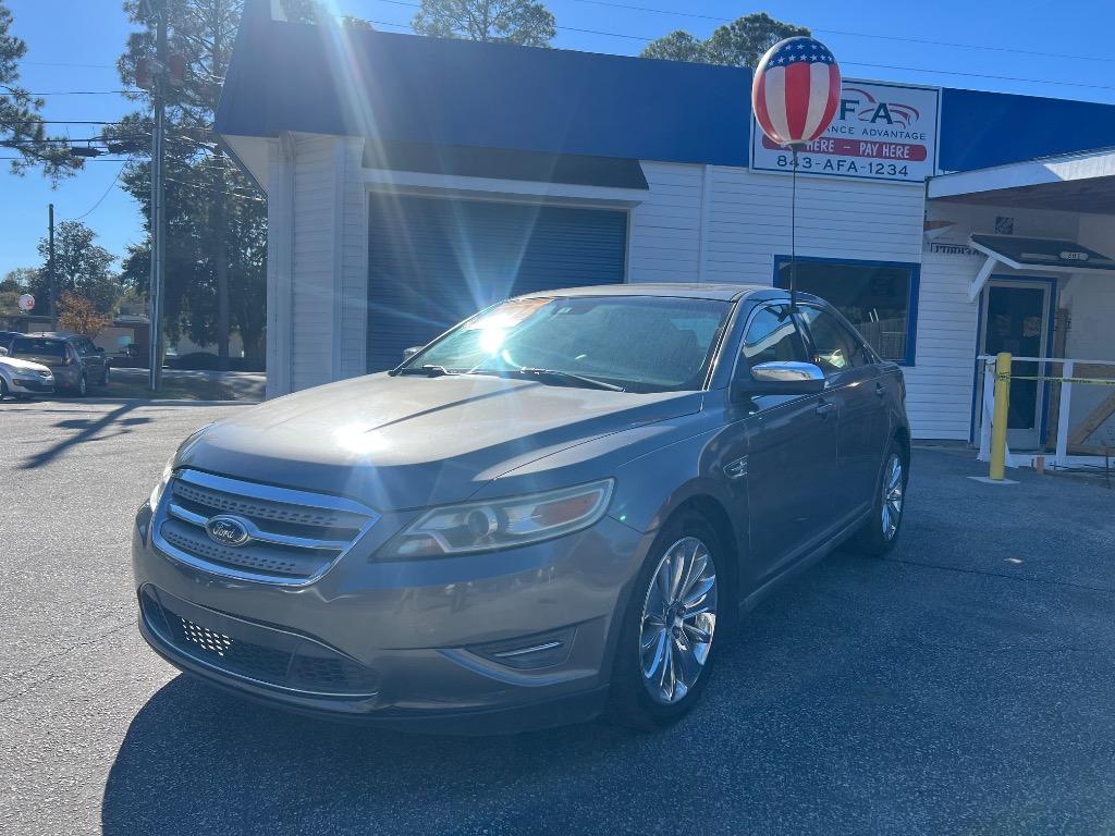 2011 Ford Taurus Limited's photo