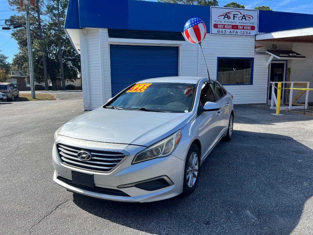 2017 Hyundai Sonata SE's photo