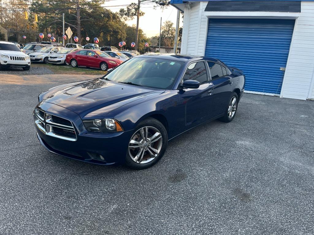 2014 Dodge Charger SXT's photo
