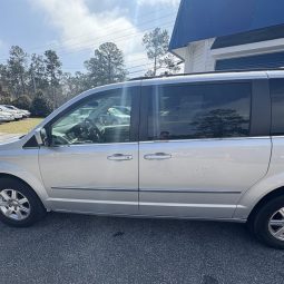 2009 Chrysler Town & Country