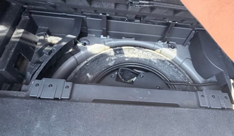 
								2008 Nissan Rogue full									