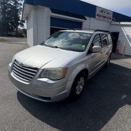 2009 Chrysler Town & Country