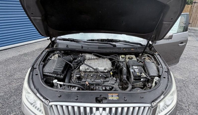 
								2011 Buick Lacrosse full									