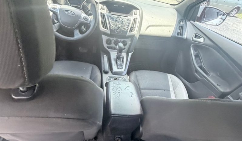 
								2014 Ford Focus full									