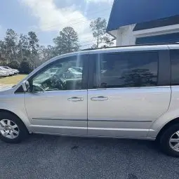 2009 Chrysler Town & Country