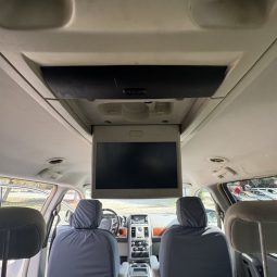 2009 Chrysler Town & Country
