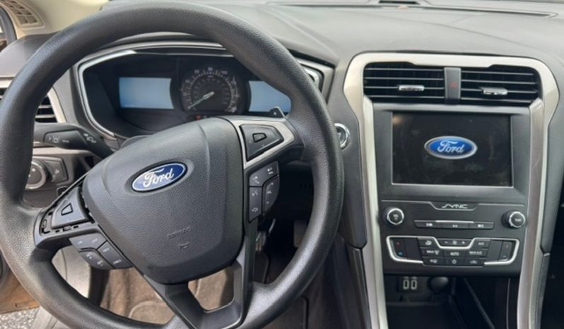 
								2019 FORD Fusion full									