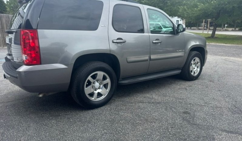 
								2009 GMC Yukon full									