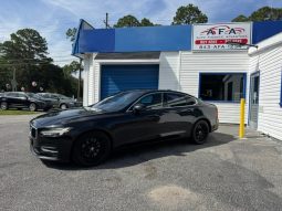 2017 VOLVO S90