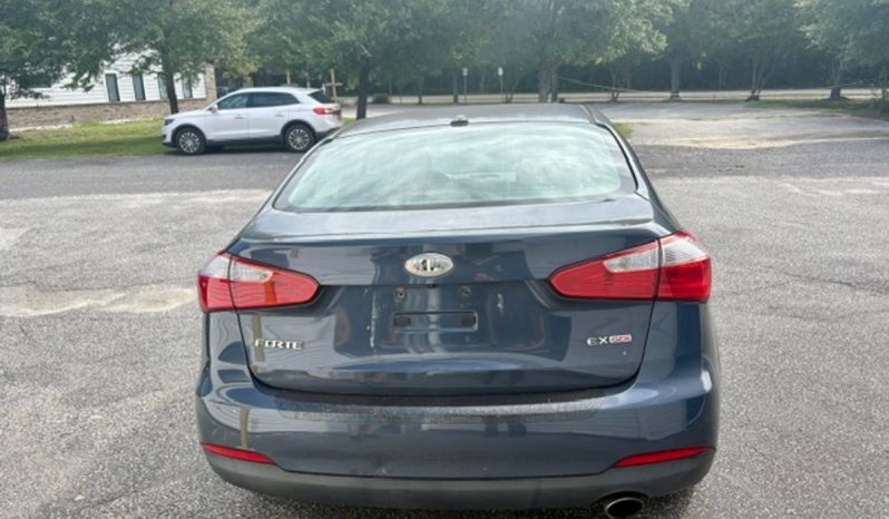 
								2014 KIA Forte full									