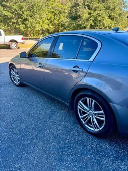 2011 INFINITI G37